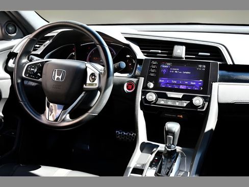 Used 2020 Honda Civic Sport image 17