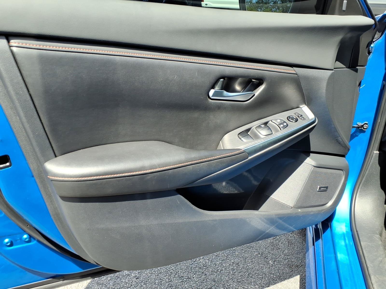 Used 2022 Nissan Sentra SR w/ SR Premium Package FWD image 20