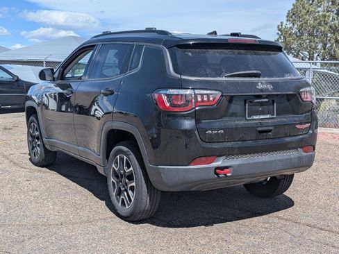 Used 2020 Jeep Compass Trailhawk image 7