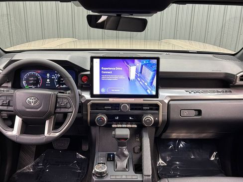 Used 2026 Toyota Tacoma TRD Off-Road AWD/4WD image 43