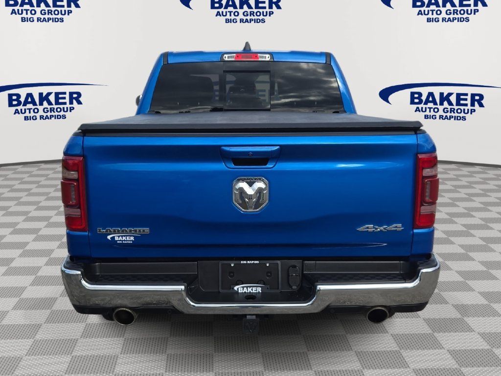 Used 2023 RAM 1500 Laramie AWD/4WD image 4