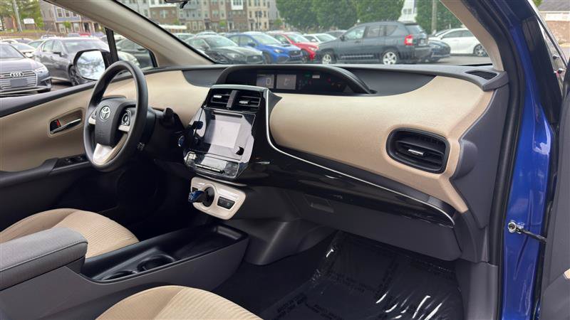 Used 2018 Toyota Prius Two w/ Prius Two Safety Plus Package FWD image 16