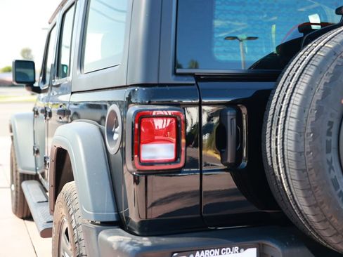 New 2026 Jeep Wrangler Unlimited Sport AWD/4WD image 9