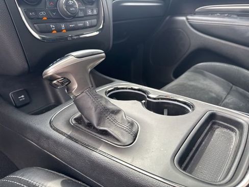 Used 2019 Dodge Durango SRT w/ Technology Group image 17