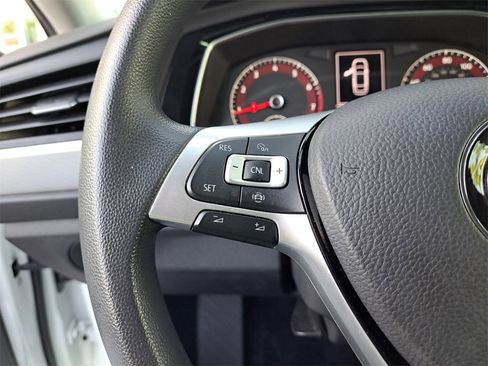 Certified 2021 Volkswagen Jetta S image 18