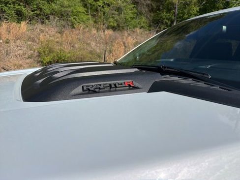 Used 2025 Ford F150 Raptor w/ Equipment Group 803A Raptor R AWD/4WD image 8