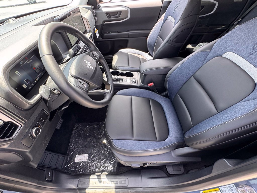 New 2026 Ford Bronco Sport Outer Banks w/ Outer Banks Tech Package+ AWD/4WD image 17