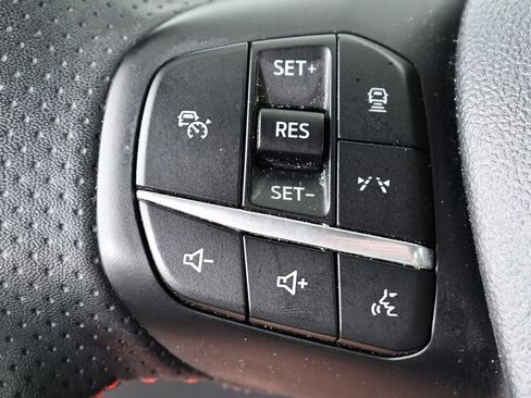 Used 2024 Ford Escape ST-Line w/ Tech Pack #1 AWD/4WD image 31
