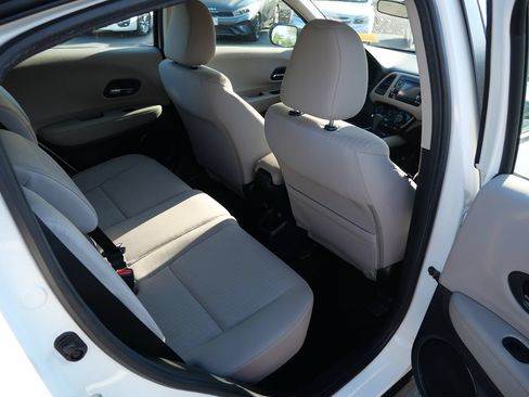 Used 2016 Honda HR-V LX image 22