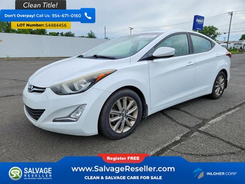 Used 2015 Hyundai Elantra SE w/ Option Group 02 FWD image 1