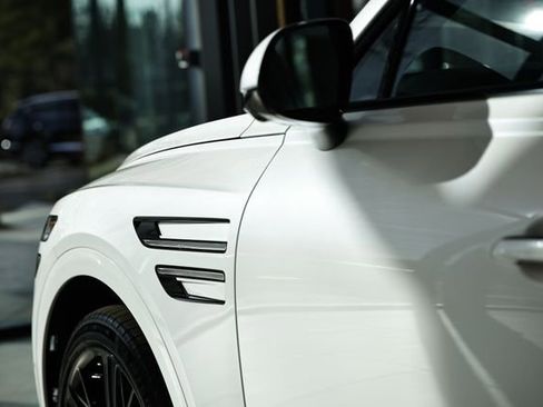 New 2026 Genesis GV80 3.5T e-SC image 10