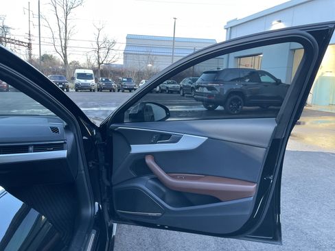 Used 2017 Audi A4 2.0T Premium Plus w/ Premium Plus Package image 9