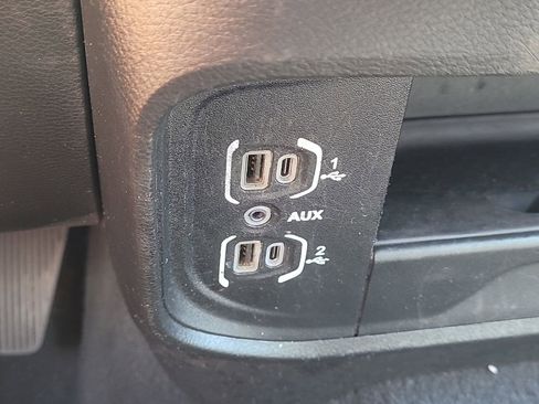 Certified 2024 RAM 2500 Big Horn AWD/4WD image 28