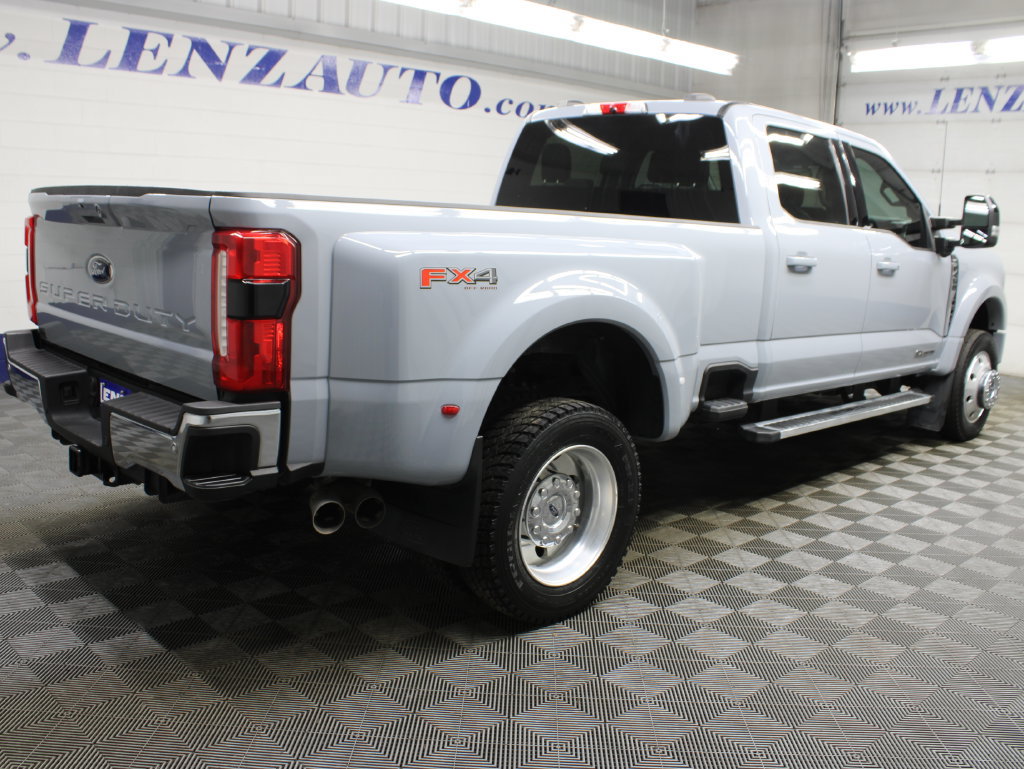 Used 2025 Ford F450 Lariat w/ FX4 Off-Road Package AWD/4WD image 6