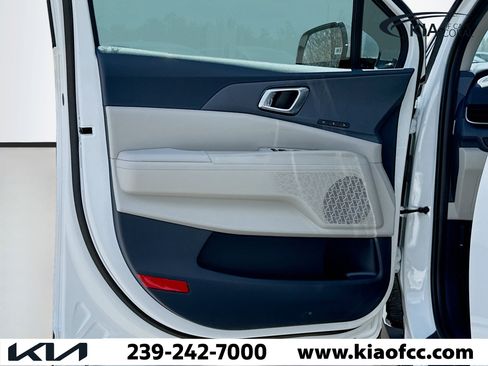 New 2026 Kia Carnival EX image 23