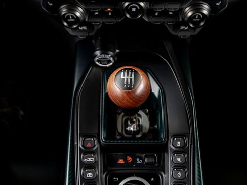 Used 2024 Aston Martin Valour RWD image 25