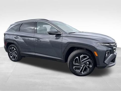 New 2026 Hyundai Tucson Limited AWD/4WD image 1