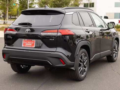 New 2026 Toyota Corolla Cross XLE FWD image 5