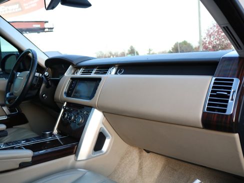 Used 2016 Land Rover Range Rover Supercharged image 48