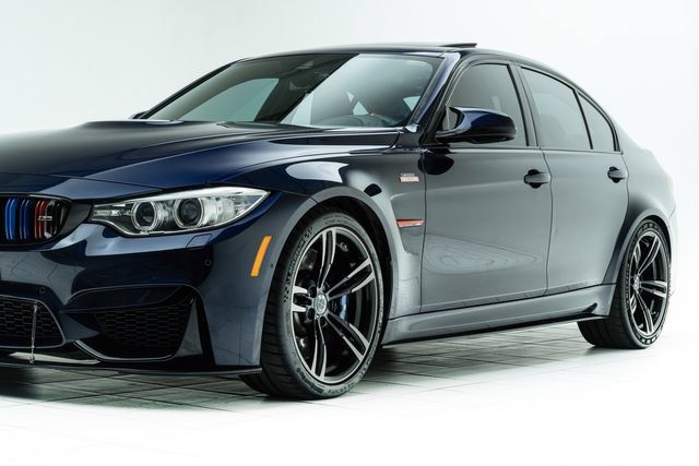 Used 2017 BMW M3 RWD image 9
