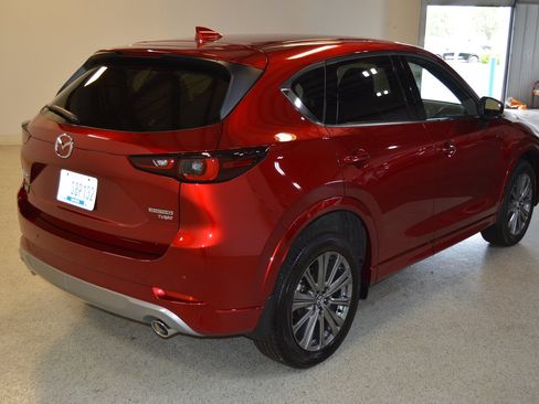 Used 2025 MAZDA CX-5 Signature AWD/4WD image 3