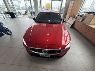 Used 2019 Volvo S60 T6 R-Design AWD/4WD video 2