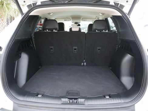 Certified 2022 Ford Escape Titanium image 27