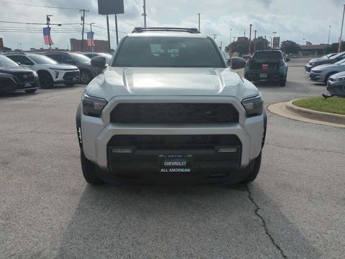 Used 2025 Toyota 4Runner TRD Off-Road AWD/4WD image 3