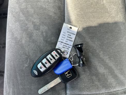 Used 2004 Honda Odyssey EX image 31