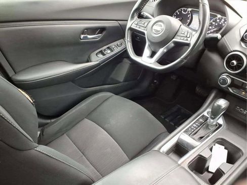 Used 2022 Nissan Sentra SV w/ Trunk Package image 9