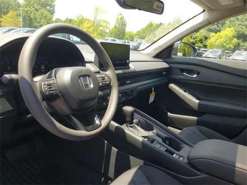 New 2025 Honda Accord SE image 12