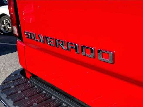 Used 2024 Chevrolet Silverado 2500 LTZ w/ LTZ Convenience Package image 31