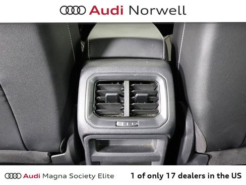 Used 2023 Volkswagen Taos SE AWD/4WD image 22