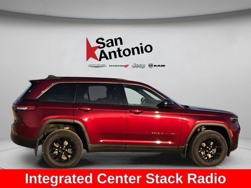 New 2026 Jeep Grand Cherokee Altitude AWD/4WD image 9