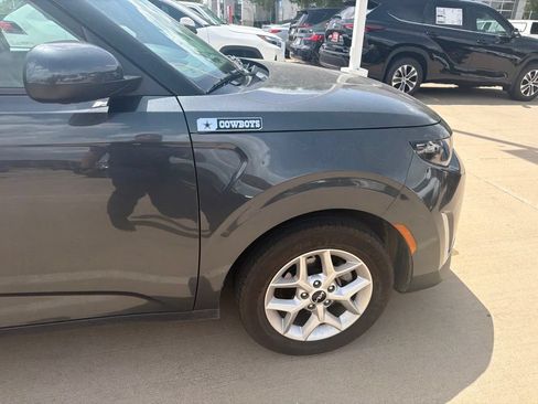 Used 2024 Kia Soul LX w/ Option Group 015 FWD image 13