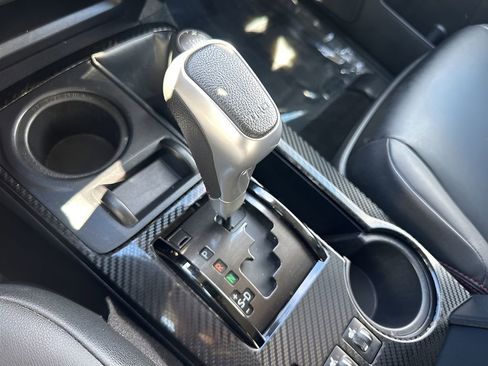 Used 2024 Toyota 4Runner TRD Off-Road Premium image 16