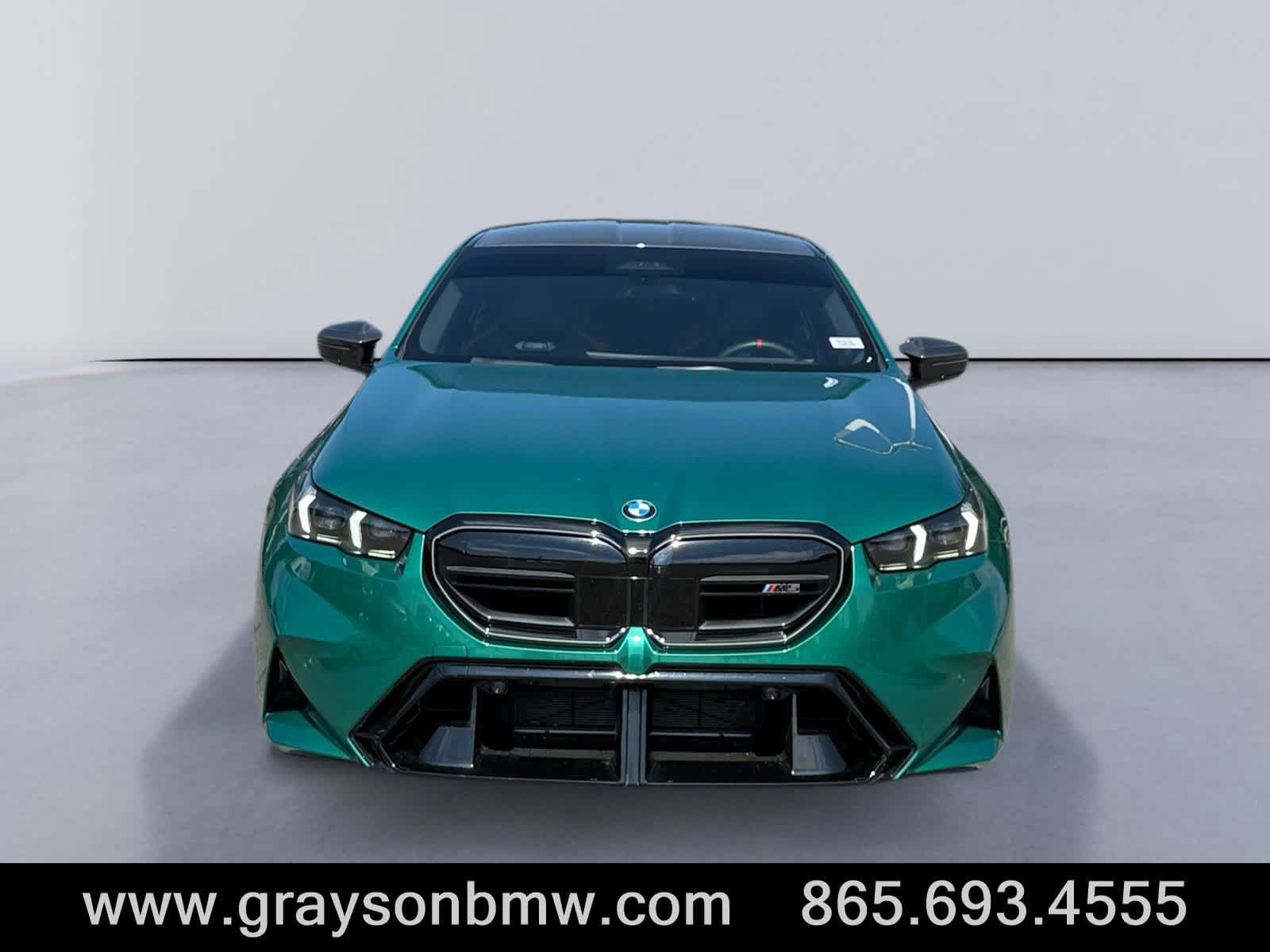 Used 2025 BMW M5 w/ Carbon Package AWD/4WD image 8