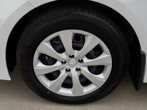 Certified 2025 Toyota Corolla LE w/ Carpet Mat Package (TMS) AWD/4WD image 12