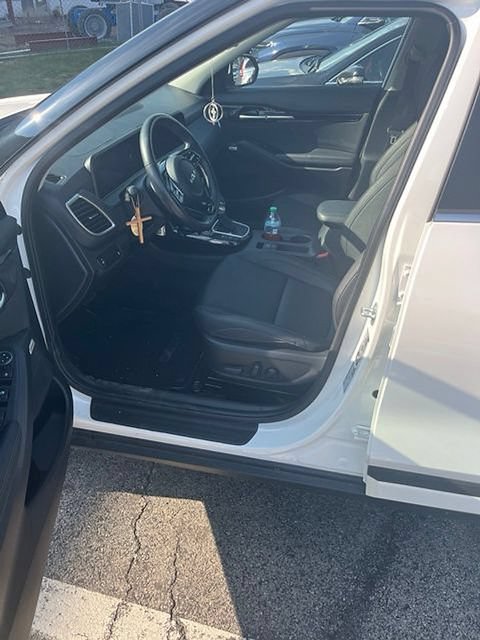 Used 2024 Kia Seltos SX AWD/4WD image 3