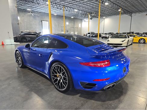 Used 2014 Porsche 911 Turbo S AWD/4WD image 4