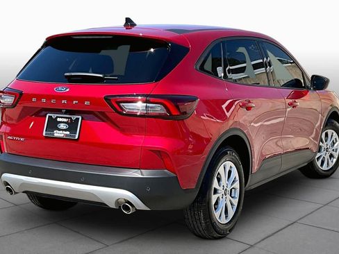 Used 2026 Ford Escape Active w/ Tech Pack #1 FWD image 13