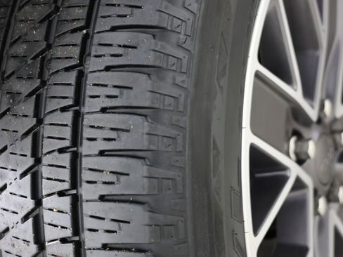 Used 2022 Jeep Wrangler Unlimited Sahara image 14