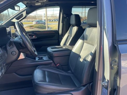 Used 2022 Chevrolet Tahoe Z71 w/ Luxury Package image 17