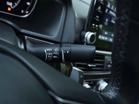 Used 2021 Honda Accord Sport image 24