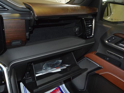 Used 2024 GMC Sierra 1500 Denali Ultimate image 22