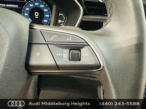 Certified 2025 Audi Q3 2.0T Premium Plus w/ Premium Plus Package AWD/4WD image 20