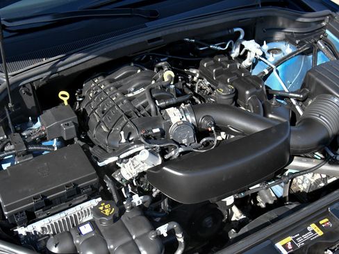 Used 2025 Dodge Durango GT image 51