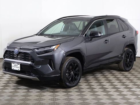 Used 2022 Toyota RAV4 XSE image 11
