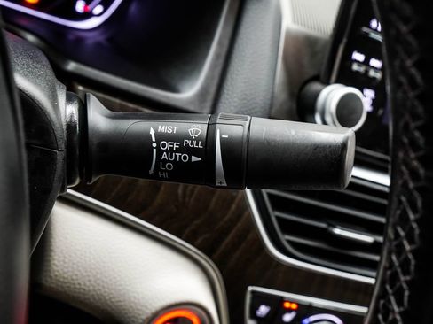 Used 2021 Honda Accord Touring image 38