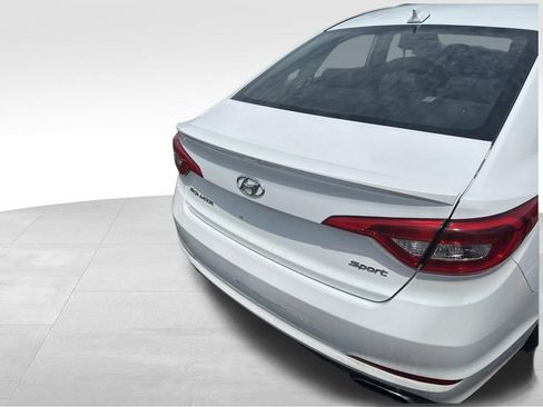Used 2016 Hyundai Sonata Sport FWD image 9